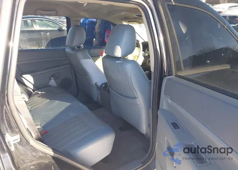 2007 Jeep Grand Cherokee Laredo from USA, damaged, VIN 1J8GR48K27T659927